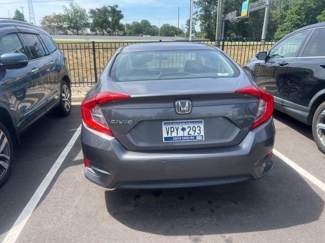 Used 2016  Honda EX image 6