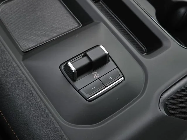 2026 GMC Sierra 2500HD AT4 - Photo 19