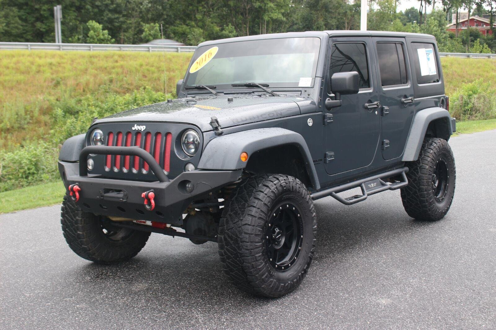Used 2016 Black Jeep Rubicon image 3