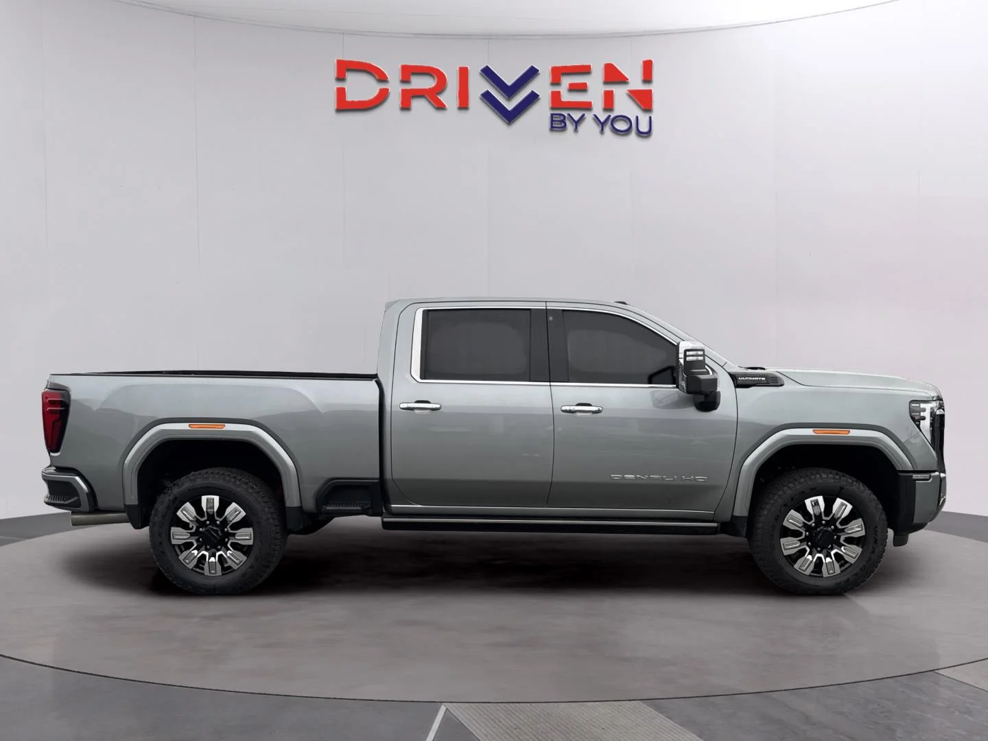 Used 2024 Sterling Metallic GMC Denali Ultimate image 6