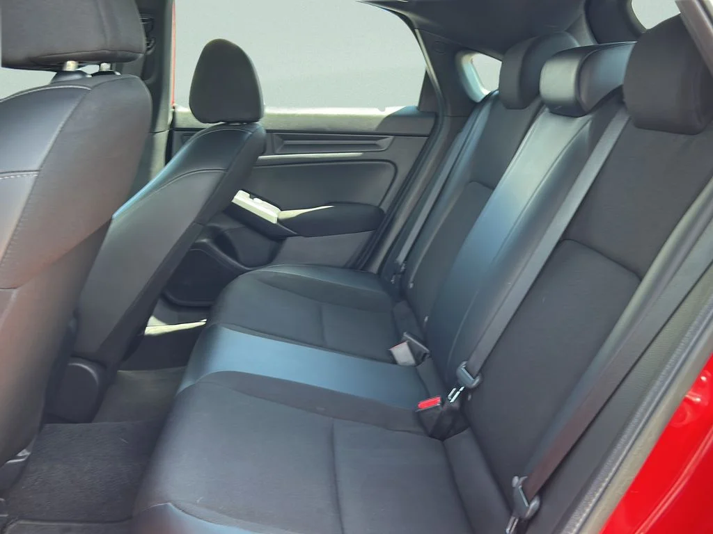 Used 2024  Honda Sport image 9