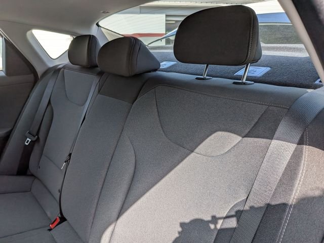 Certified Used 2025 White Kia LXS image 29