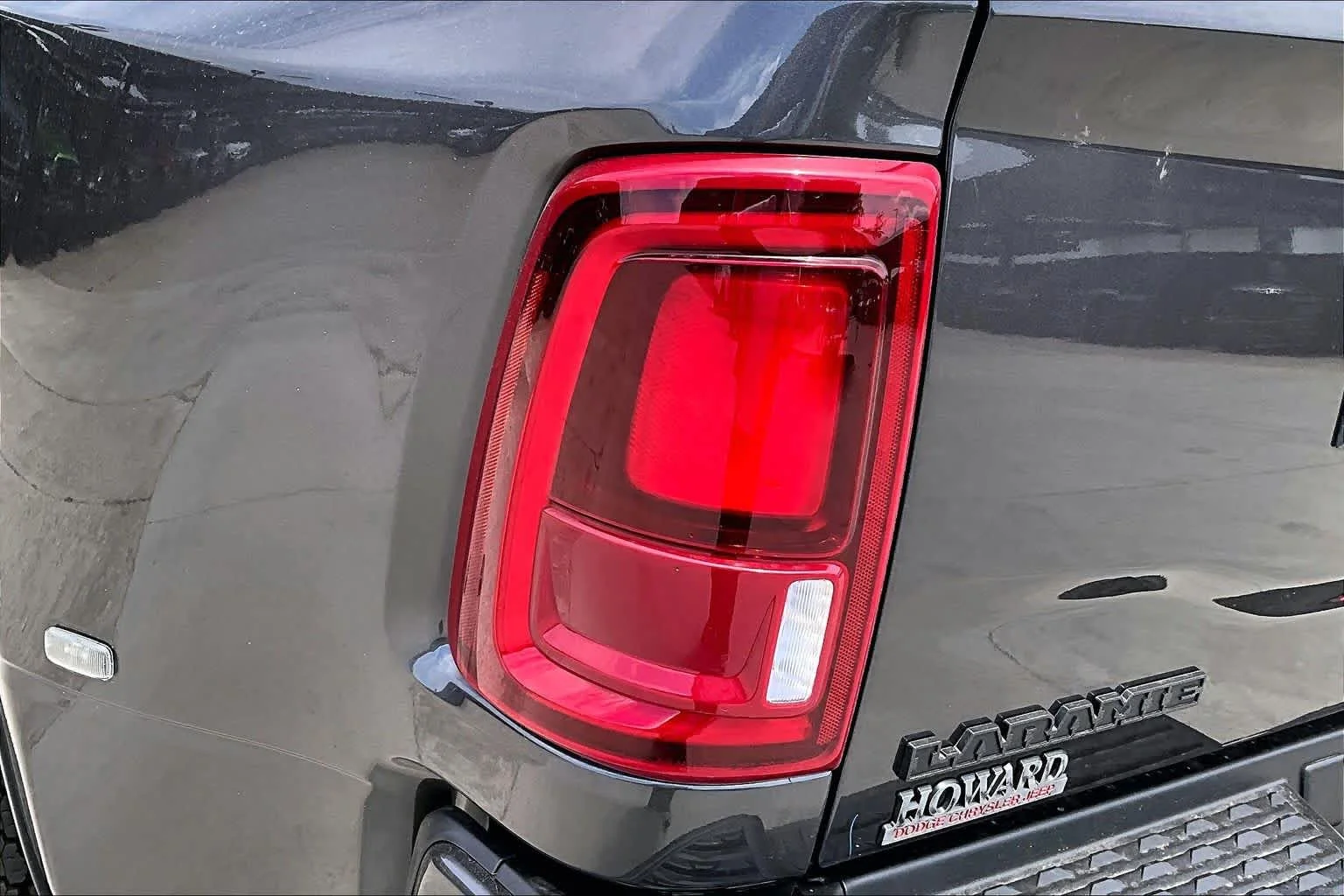 New 2026 Granite Crystal Metallic Clear-Coat Exterior Paint RAM Laramie image 15