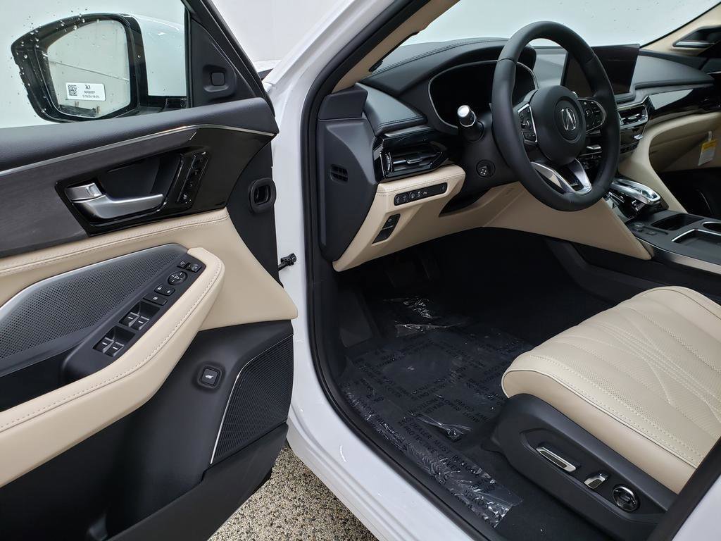 Used 2026 Platinum White Pearl Acura Advance Package image 6