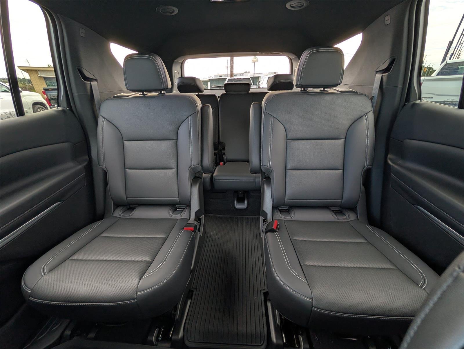 2026 Chevrolet Traverse LT - Photo 13