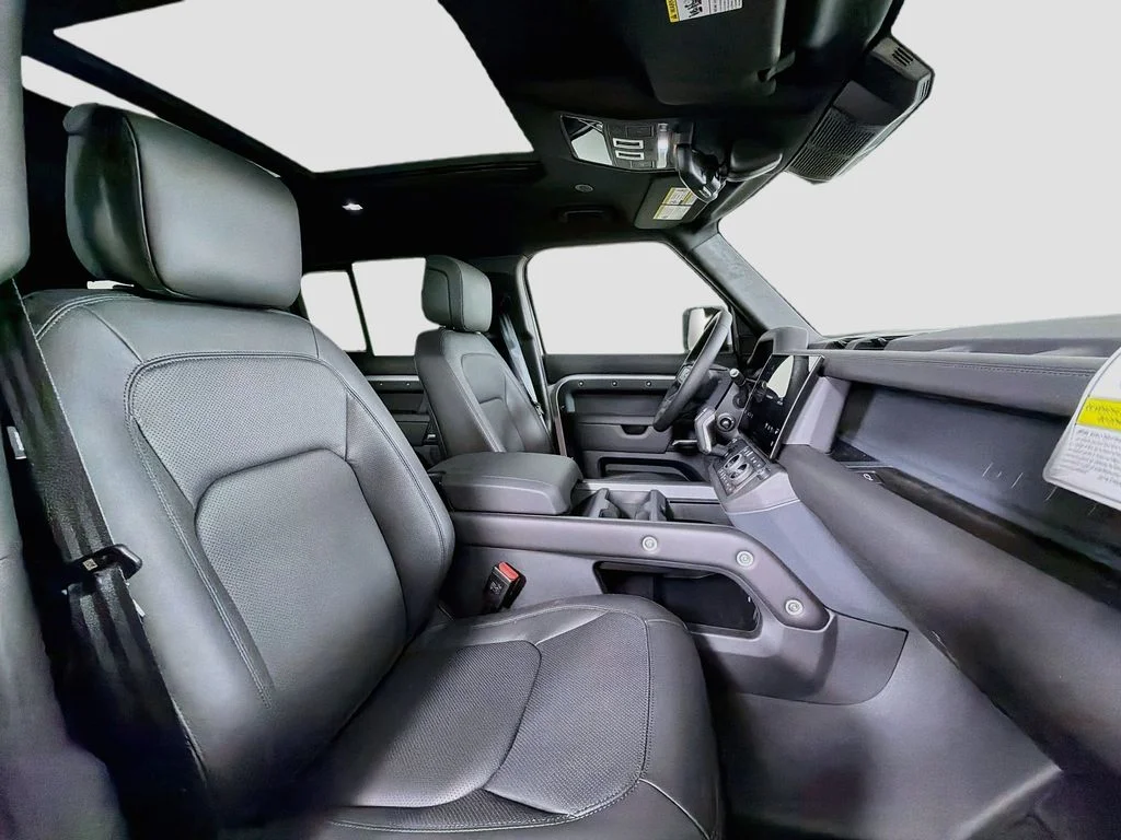 New 2026 Borasco Grey Land Rover X-Dynamic SE image 30