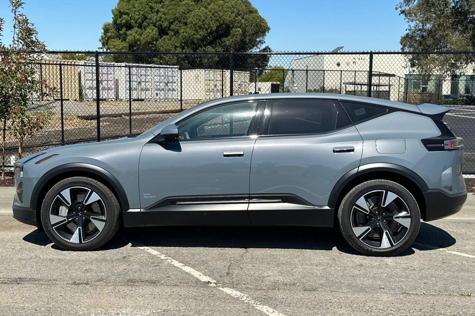 Used 2025  Polestar Long Range Dual Motor image 5
