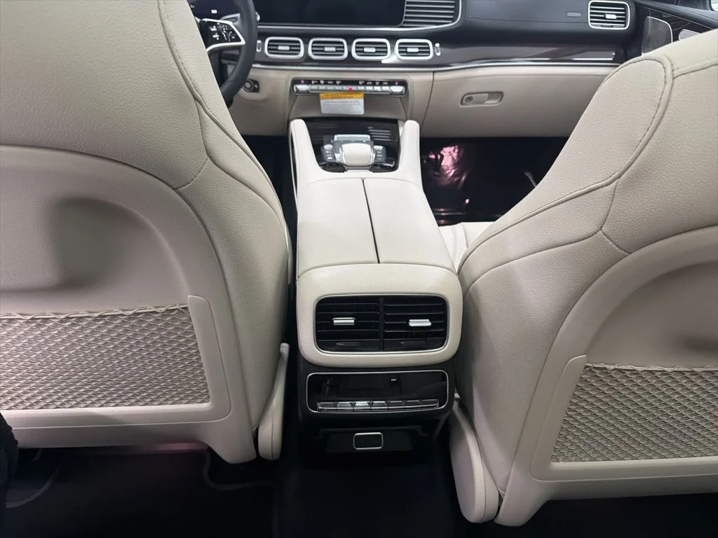 Used 2026 White Mercedes-Benz GLS 450 image 22
