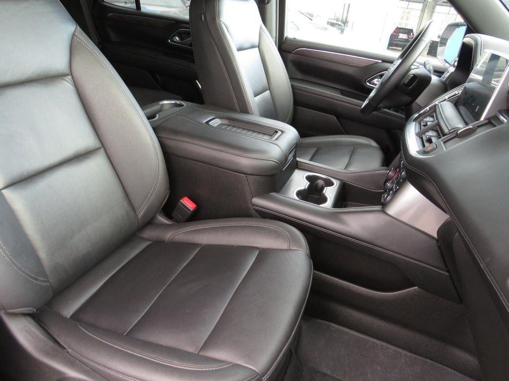 Used 2023 Summit White Chevrolet LT image 18