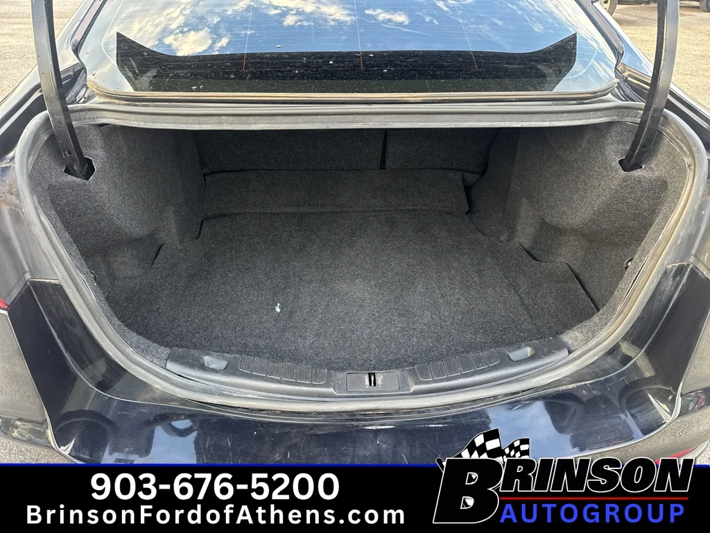 Used 2020 Agate Black Metallic Ford SE image 9
