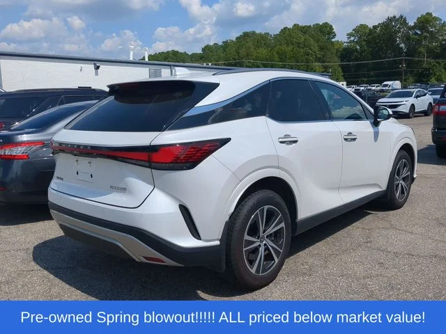 Used 2023 White Lexus 350 Premium image 4