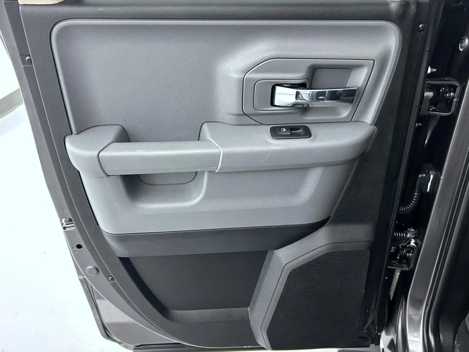 Used 2020 Gray Ram Warlock image 20