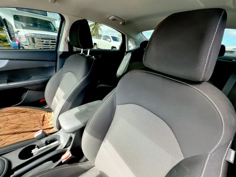 Used 2022 BLUE Kia FE image 15