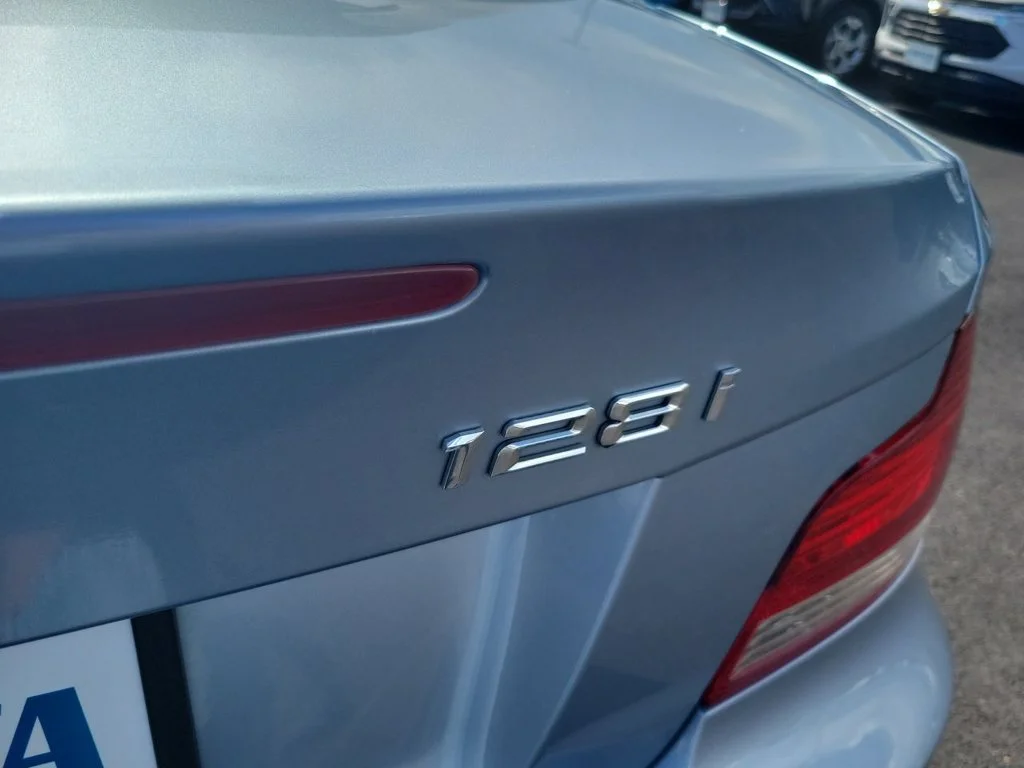 Used 2009 Blue BMW 128i image 29