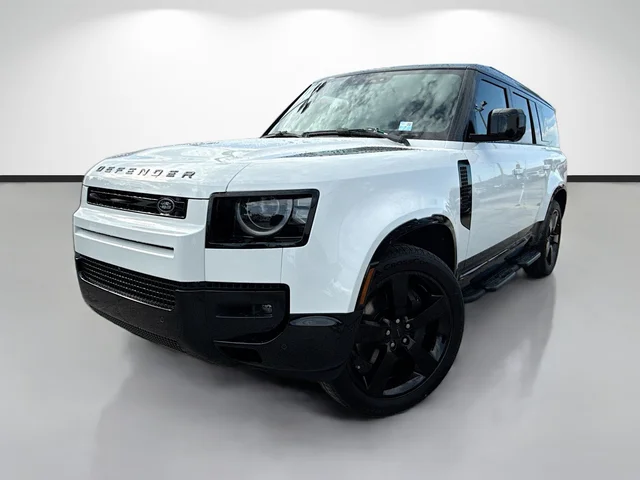 2026 Land Rover Defender 130 X-Dynamic SE