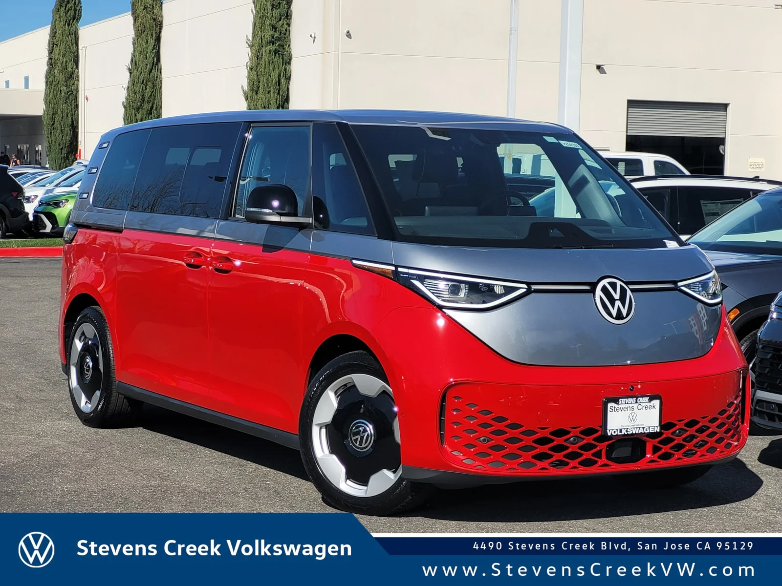 2025 Volkswagen ID. Buzz Pro S Plus Two-Tone's photo