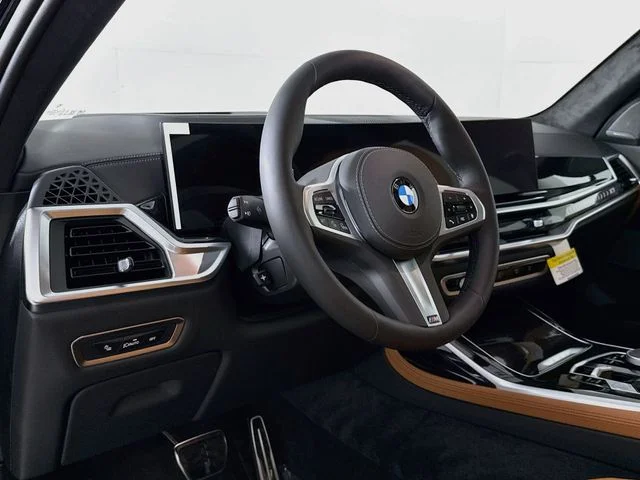 New 2027 Black BMW xDrive40i image 9