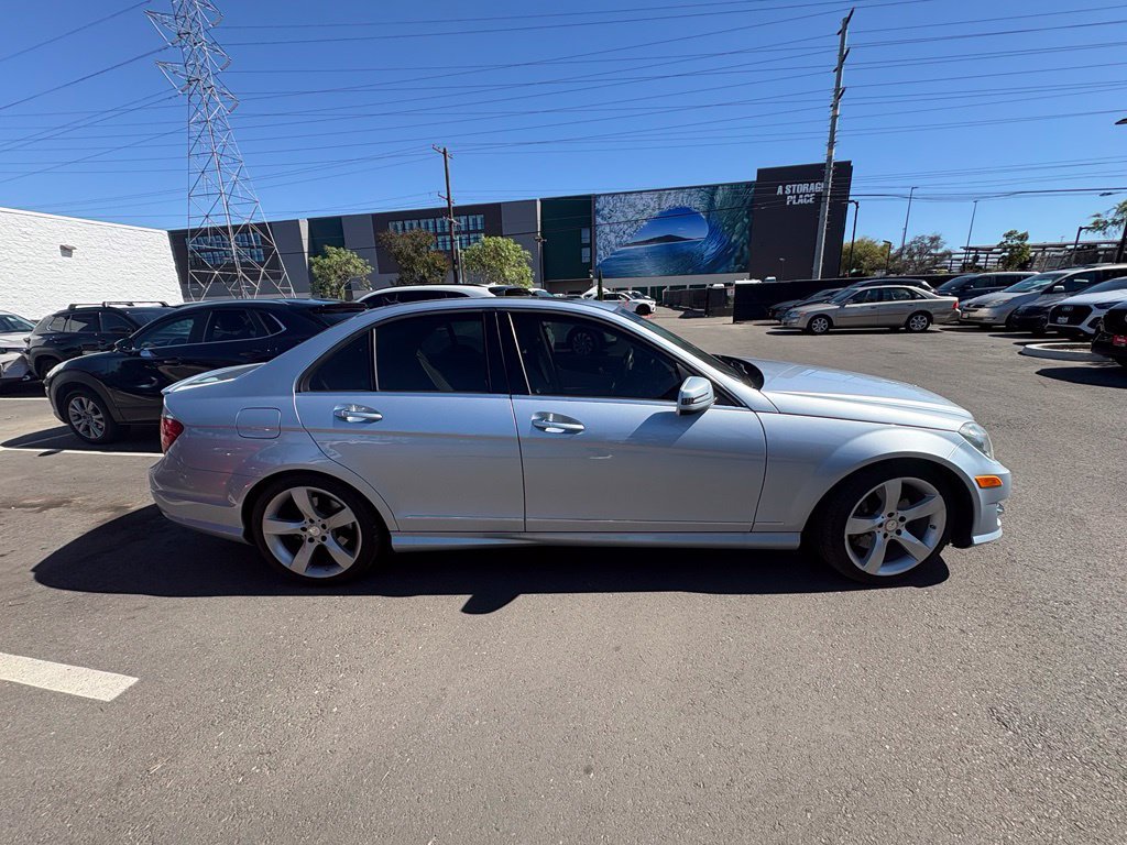 Used 2014  Mercedes-Benz C 350 image 4
