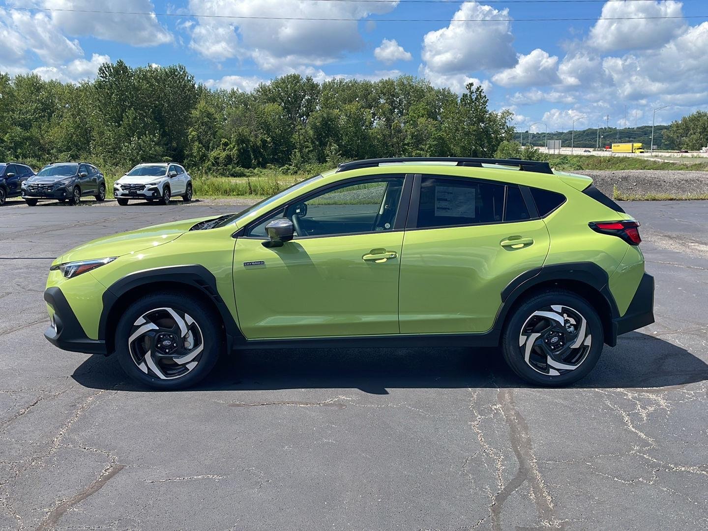 New 2026 CITRON YELLOW PEARL Subaru Limited Hybrid image 2