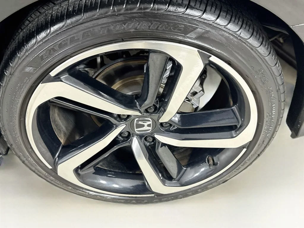 Certified Used 2022 Crystal Black Pearl Honda Sport image 39