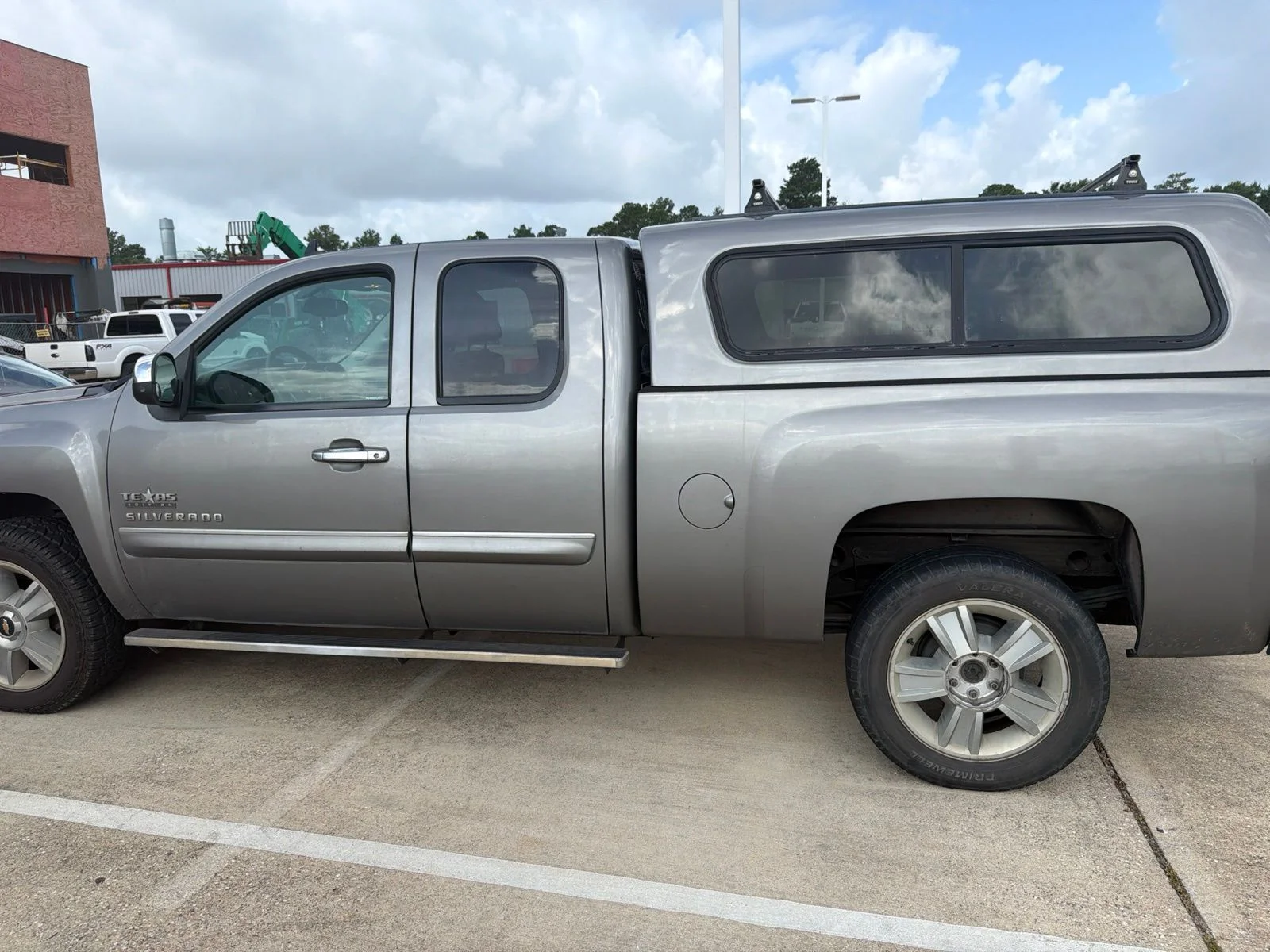 Used 2013 Gray Chevrolet LT image 4
