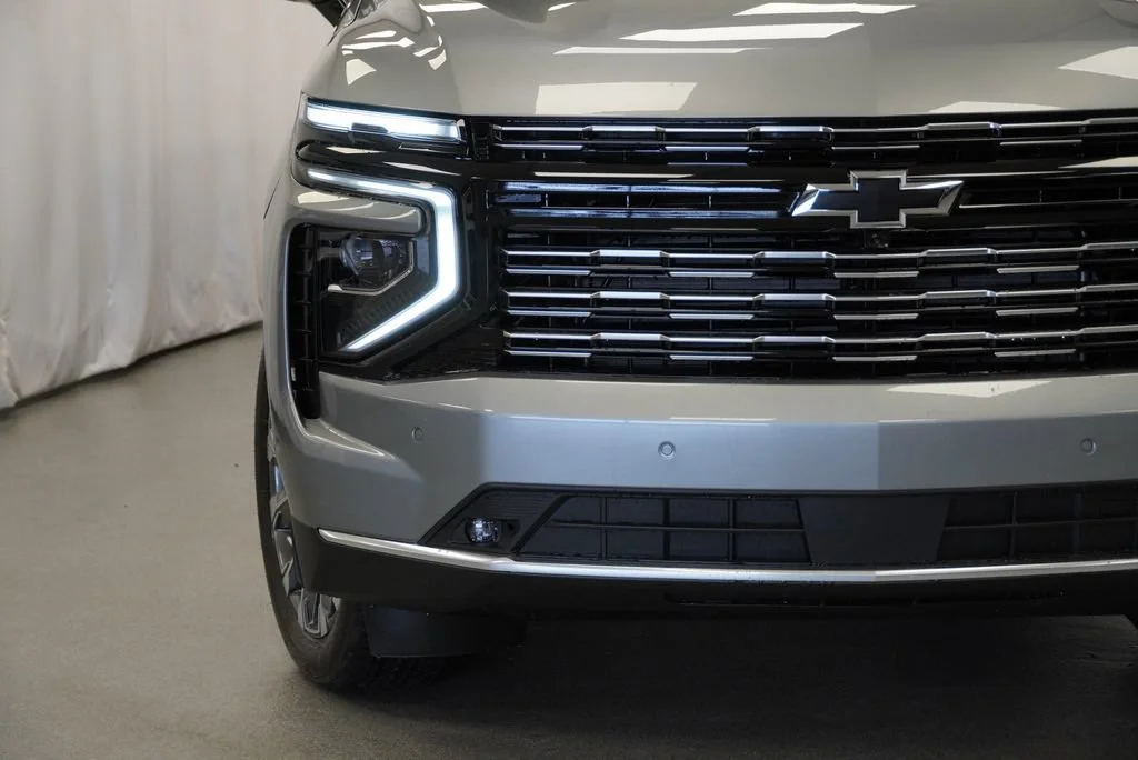 New 2026 Sterling Gray Metallic Chevrolet High Country image 34