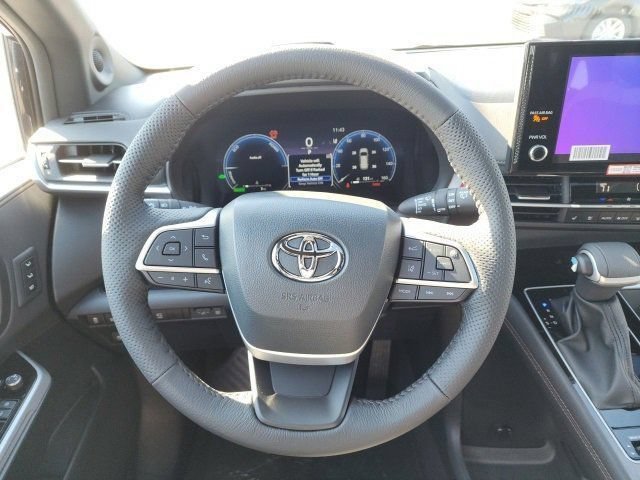 Used 2025 Midnight Black Metallic Toyota Platinum image 29