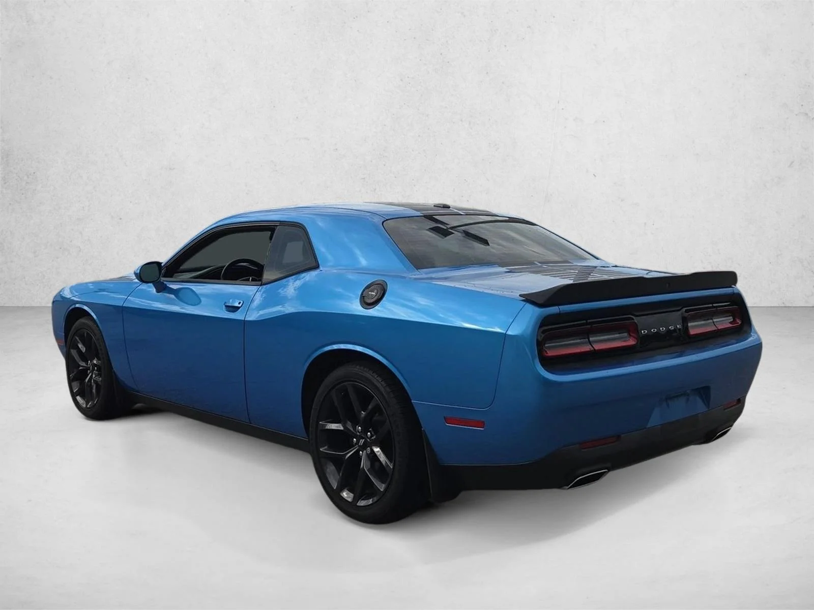 Used 2019 B5 Blue Pearlcoat Dodge SXT image 7