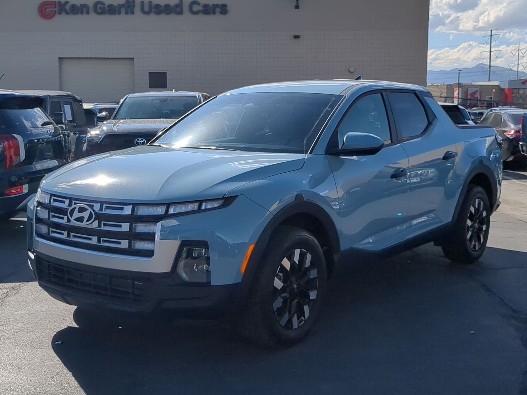 2025 Hyundai Santa Cruz SE - Photo 8