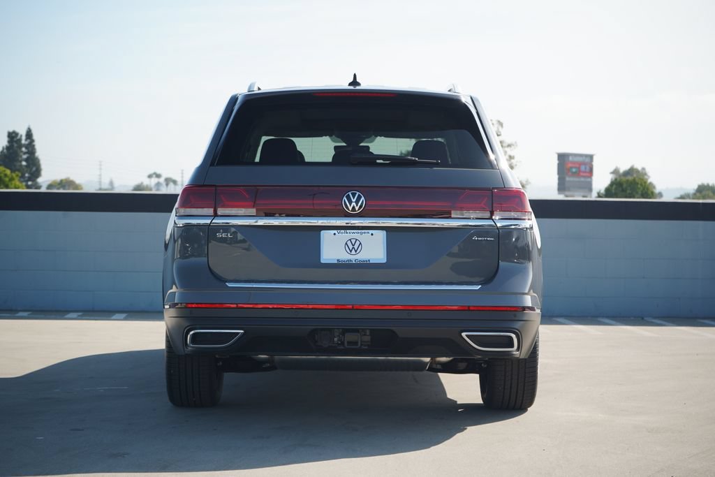 New 2026 Pure Gray Volkswagen SEL image 4