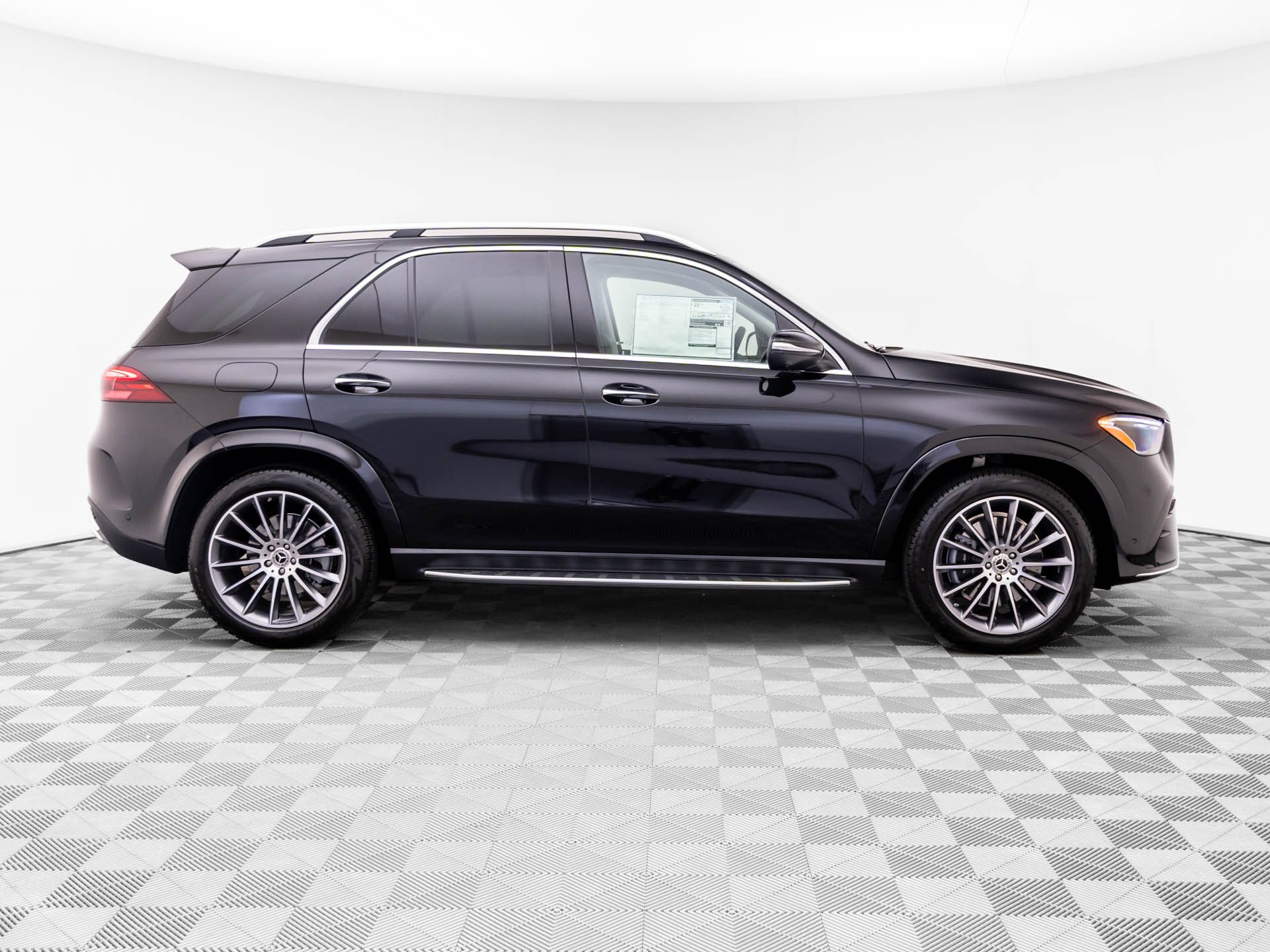 New 2026 Black Mercedes-Benz GLE 350 image 47