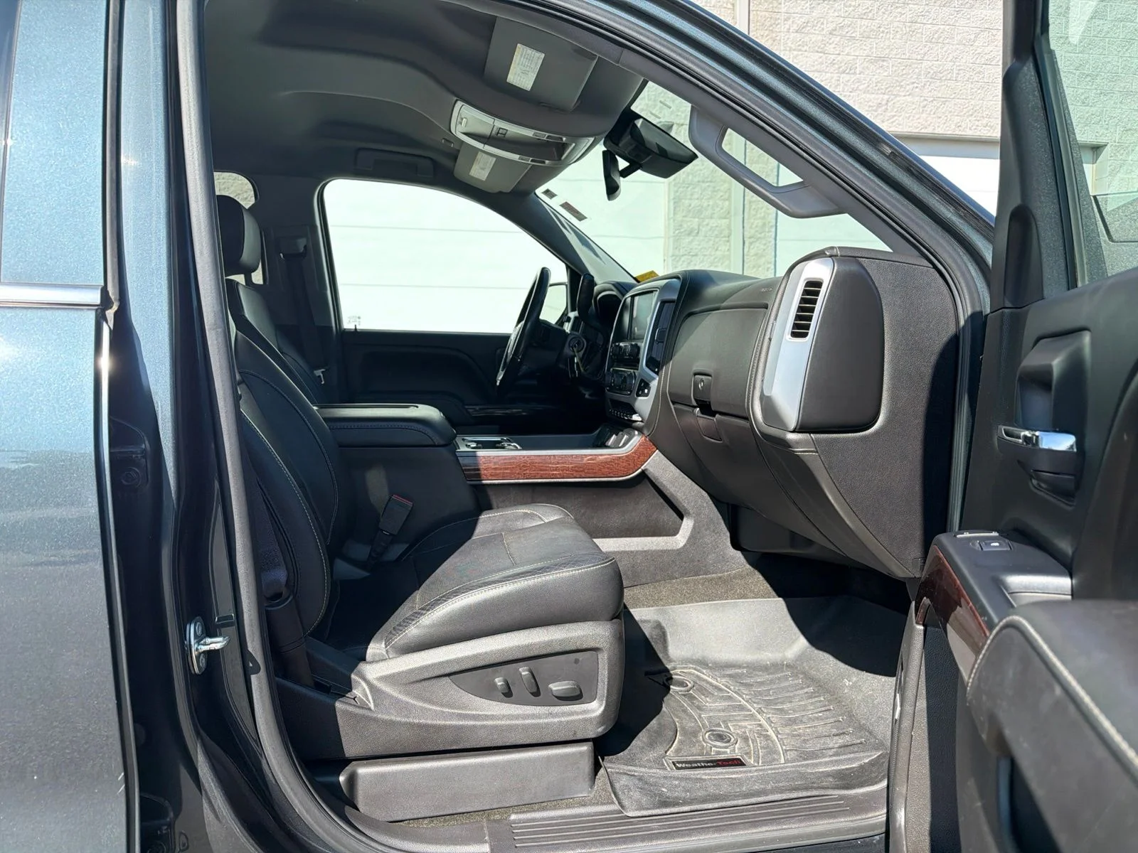 Certified Used 2017 Gray GMC SLT image 8