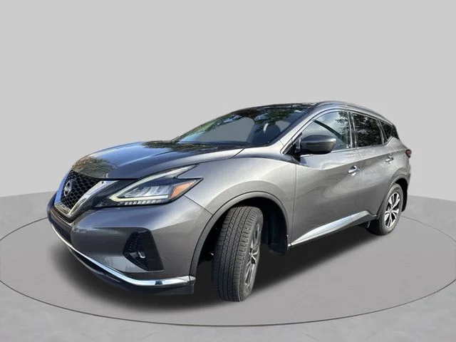 Used 2023 Gray Nissan SV image 3
