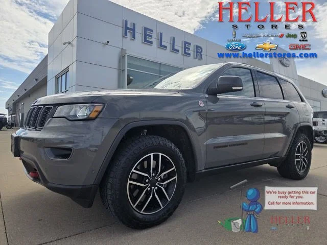 Used 2020 Sting Gray Clearcoat Jeep Trailhawk image 1
