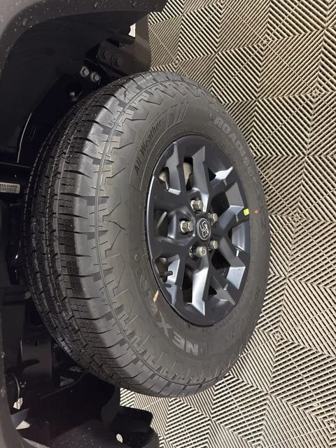 New 2026 Bright White Clear-Coat Exterior Paint Jeep 85th Anniversary image 36
