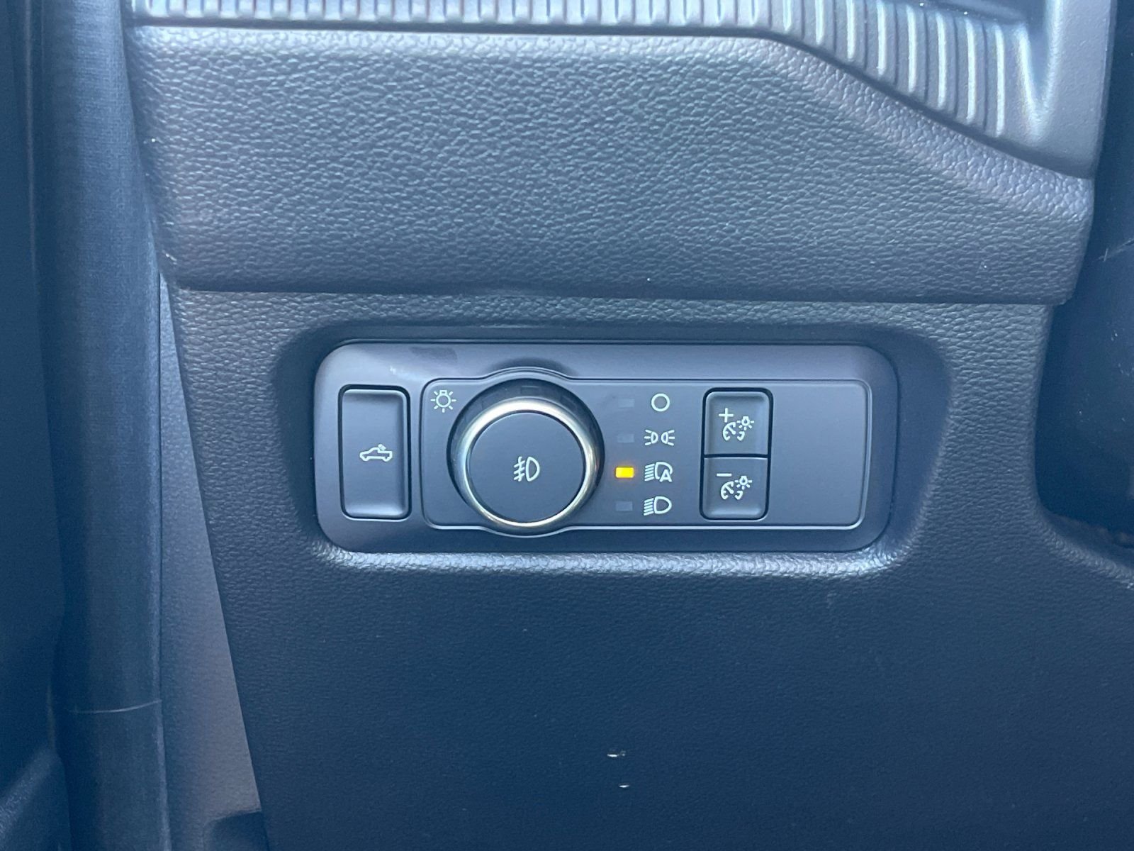 New 2025 Black Ford XL image 27