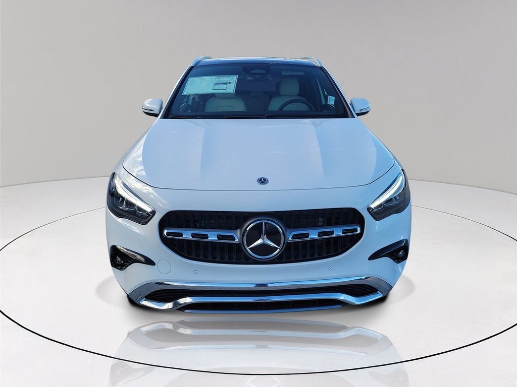 New 2026 Polar White Mercedes-Benz GLA 250 image 2