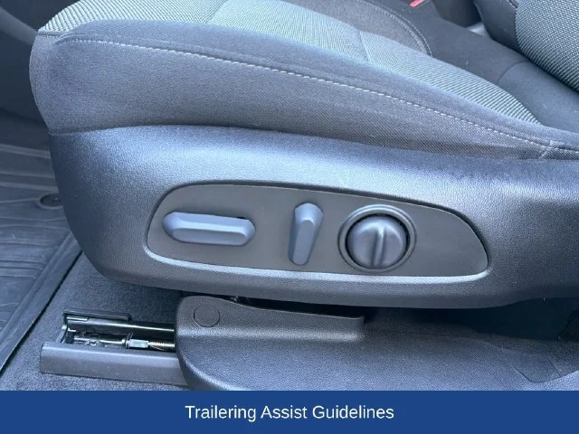 Used 2023 NORTHSKY BLUE METALLIC Chevrolet LT Cloth image 21