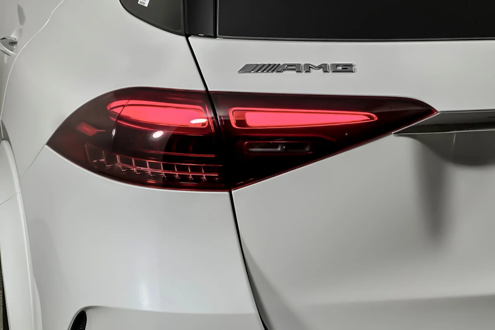 Used 2025 MOONLIGHT WHITE Mercedes-Benz AMG® GLE 53 4MATIC+ SUV image 27