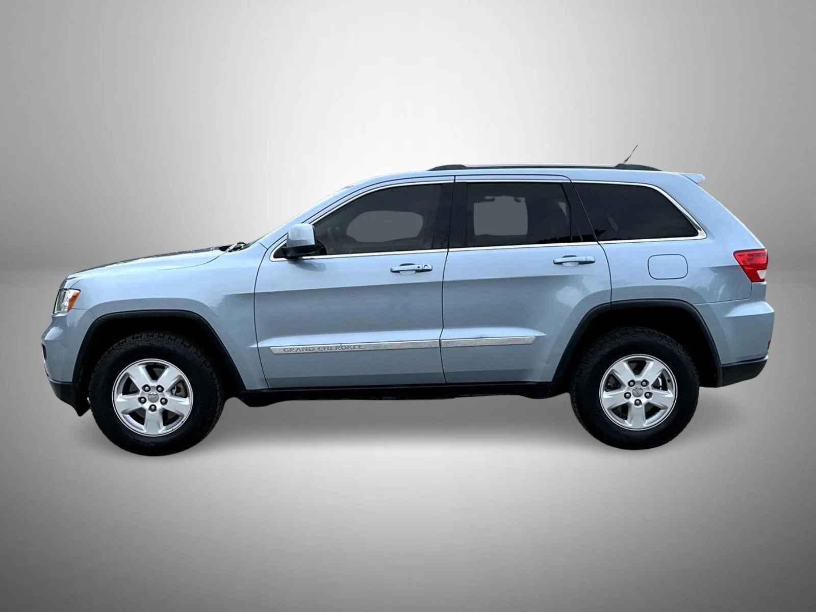 Used 2012 Beige Jeep Laredo image 8