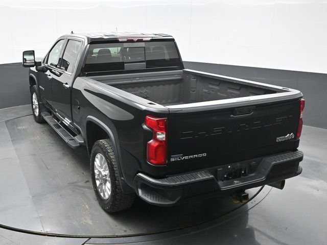 Used 2023 Black Chevrolet High Country image 10