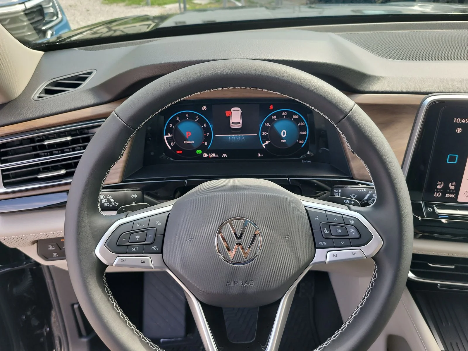 New 2026 Deep Black Pearl Volkswagen 2.0T SE W/TECHNOLOGY image 26