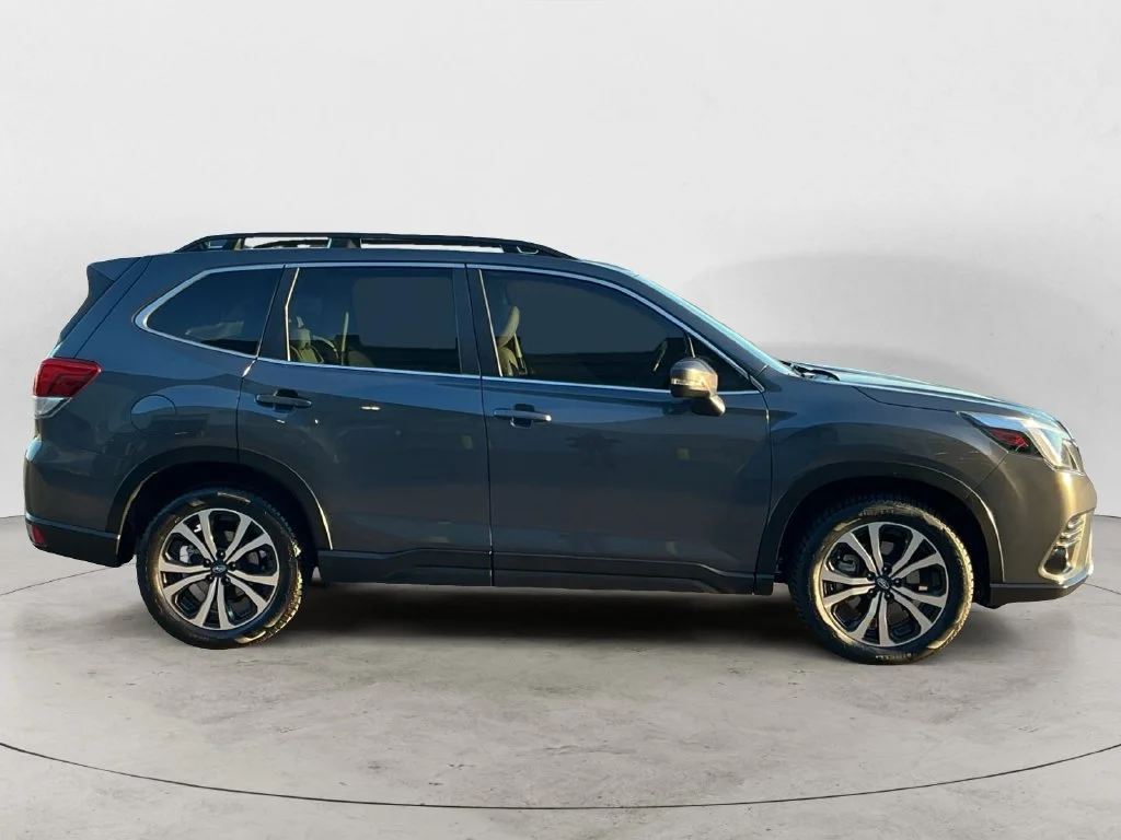 Used 2022 Gray Subaru Limited image 7