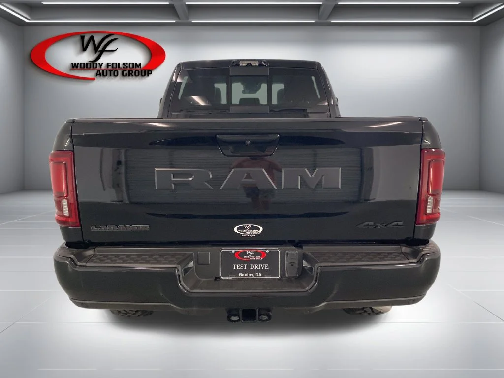 New 2026 Diamond Black Crystal Pearl-Coat Exterior Paint RAM Laramie image 7