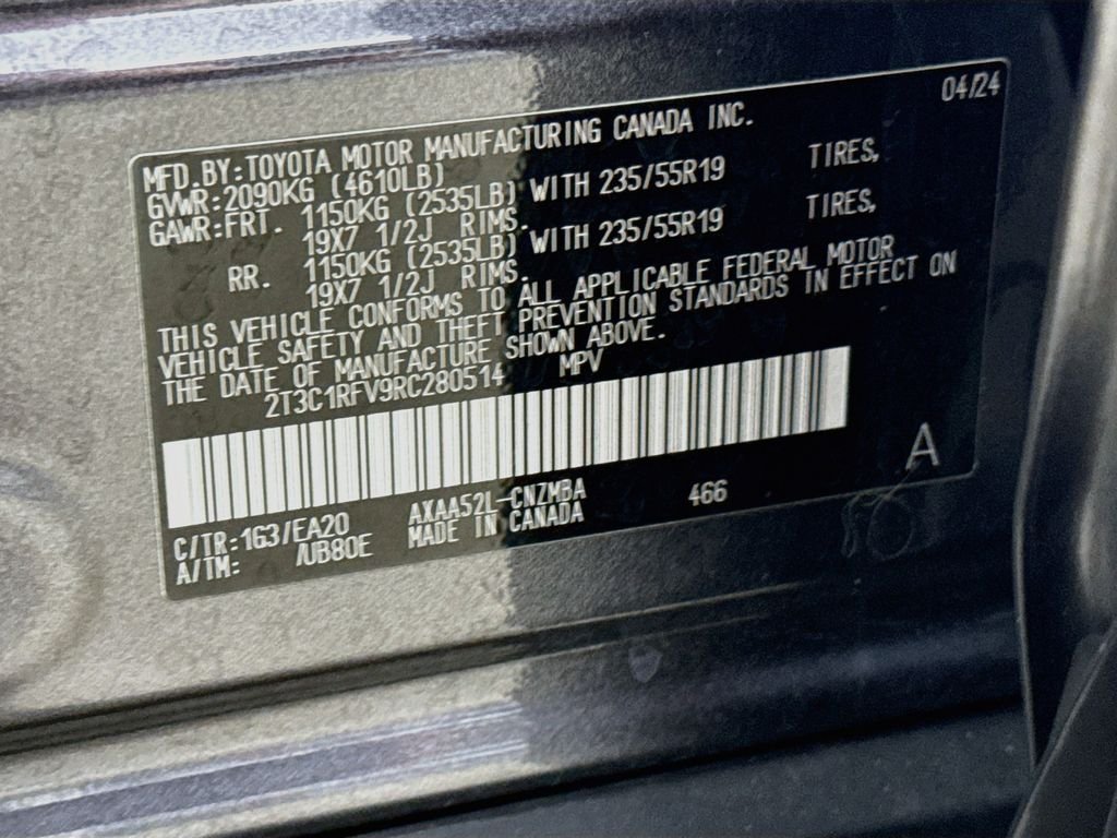 Used 2024 Magnetic Gray Metallic Toyota XLE Premium image 31