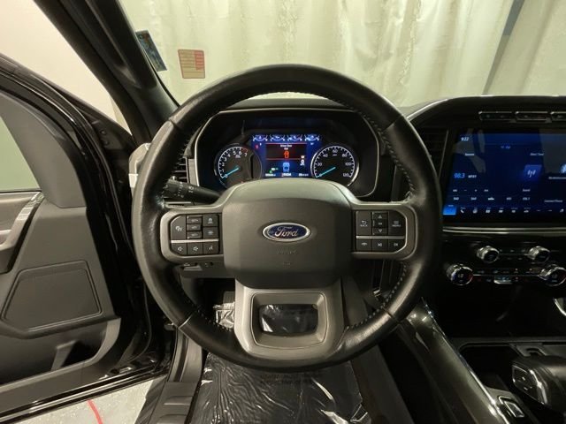 Used 2021 Black Ford XLT image 11