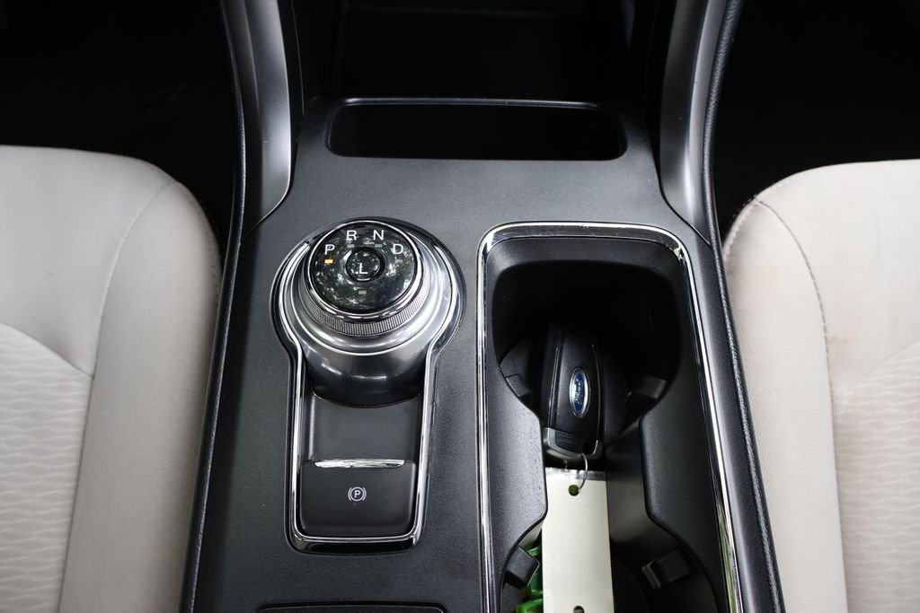 2020 Ford Fusion SE - Photo 20