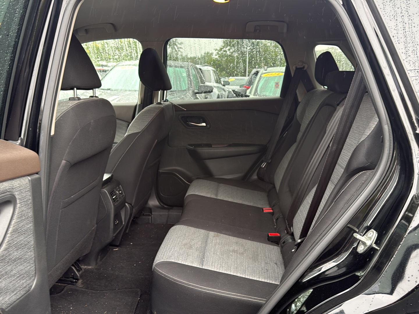 Used 2021 Super Black Nissan SV image 18