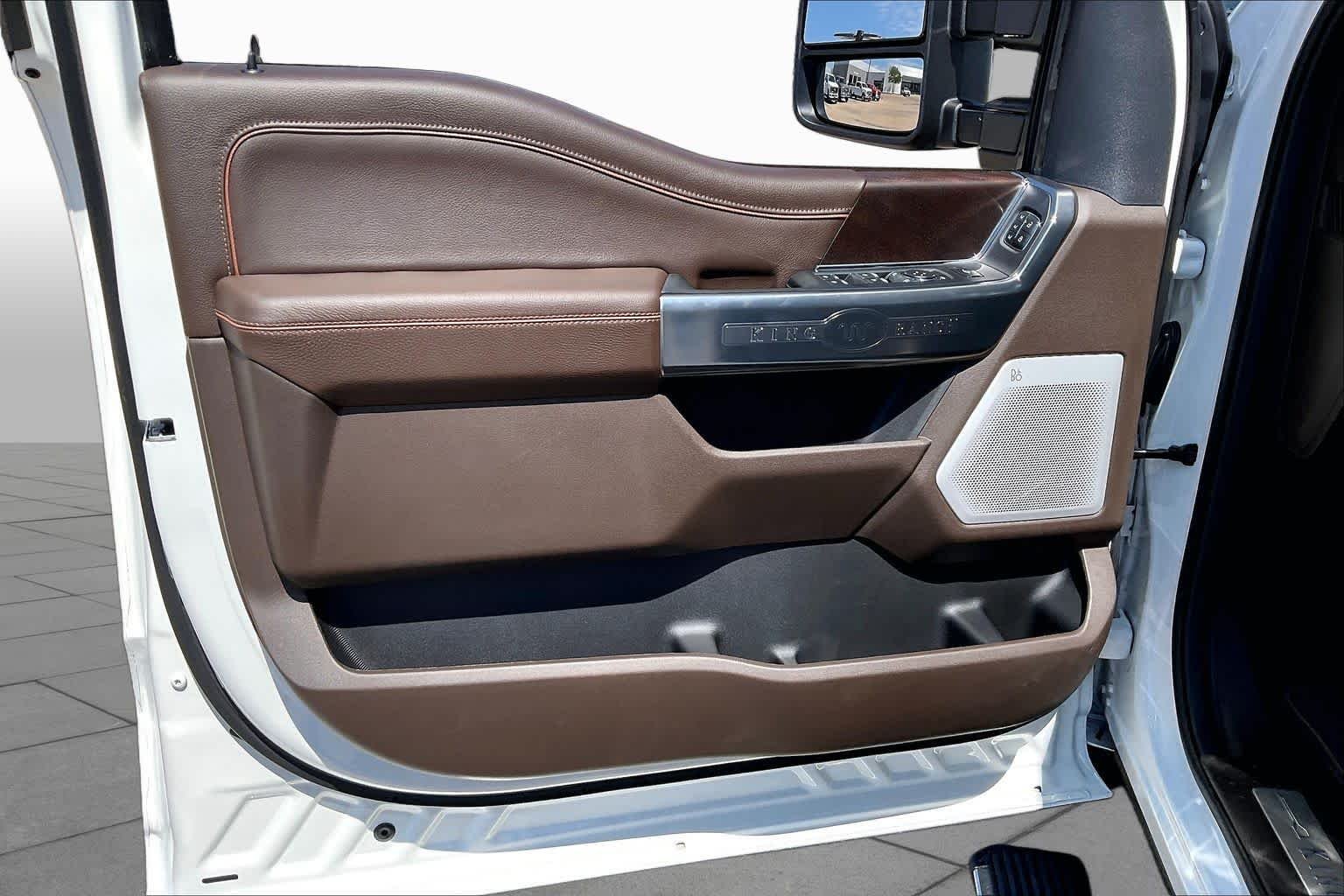 New 2026 Star White Metallic Tri-Coat Ford F-250® King Ranch® image 10