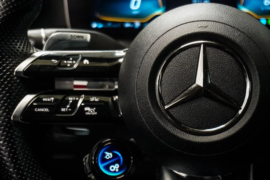 Used 2022 White Mercedes-Benz Base image 16